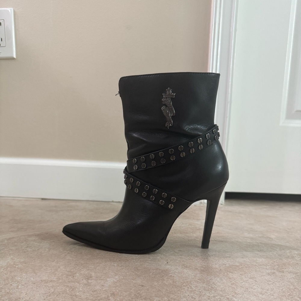 Harley Davidson women’s Black leather Studded Ankle Boots Size 8